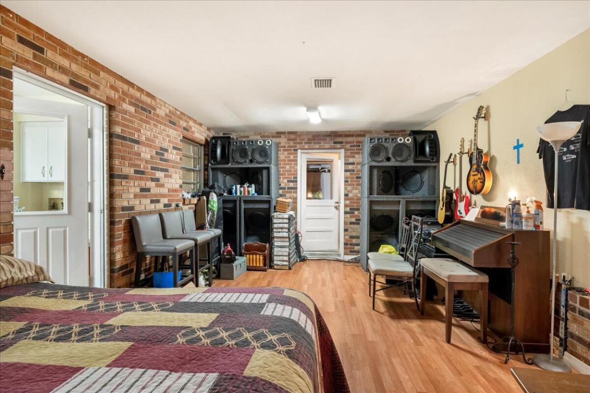 LAKEVIEW PLACE - Residential