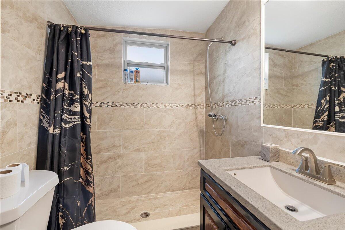 LAKEVIEW PLACE - Residential