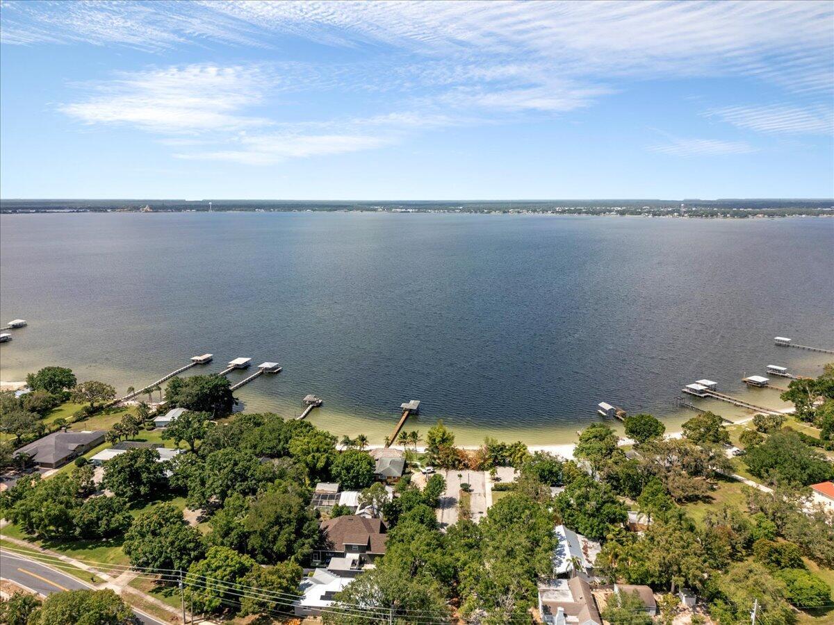 LAKEVIEW PLACE - Residential