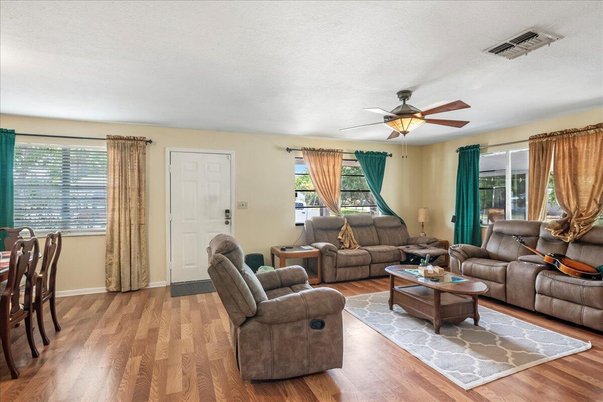 LAKEVIEW PLACE - Residential