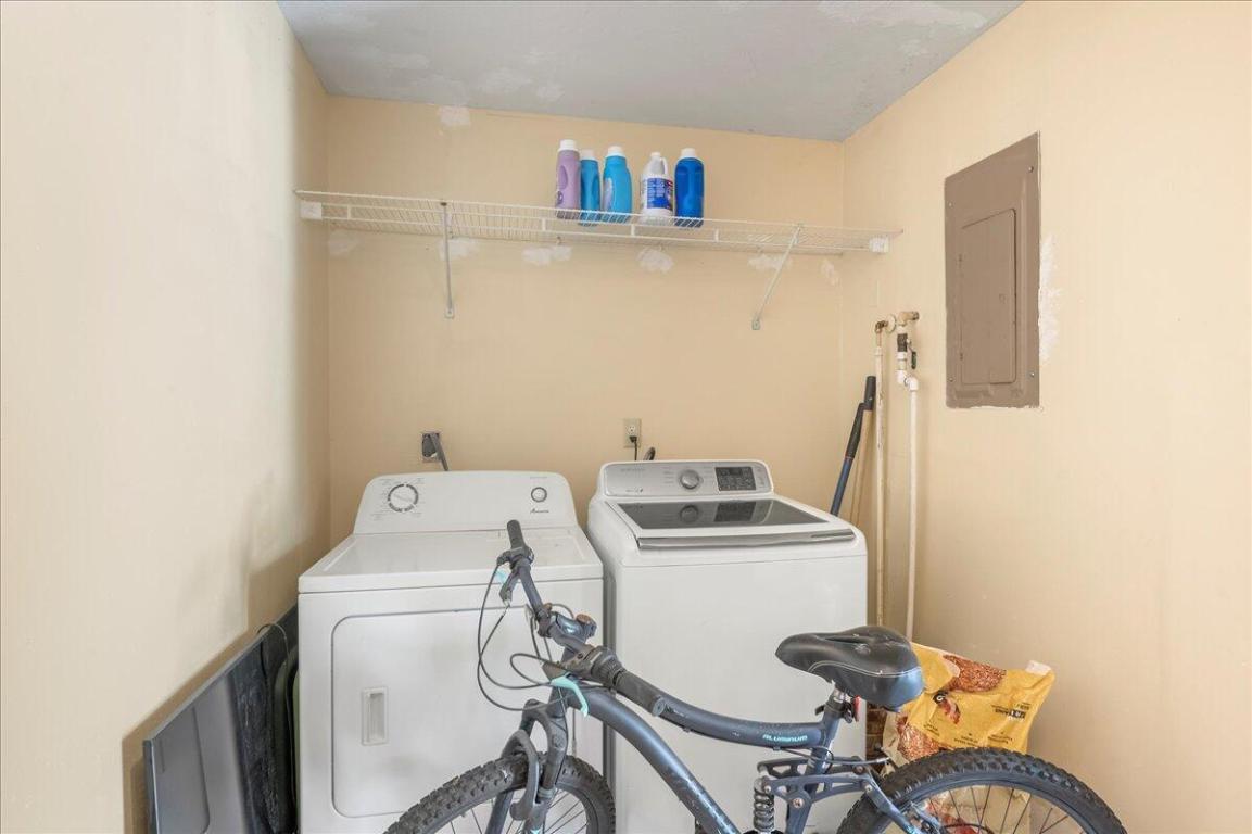 LAKEVIEW PLACE - Residential