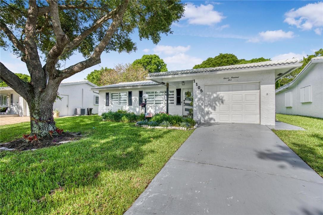 Lauderdale West Sec 4 88- - Residential