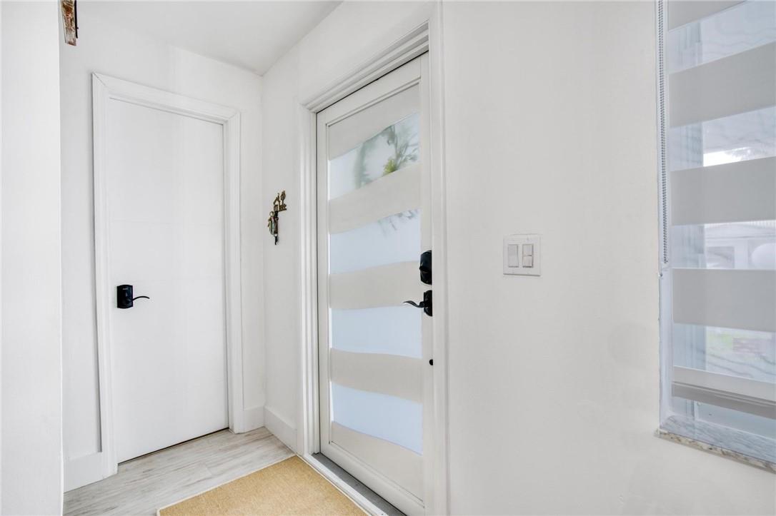 Lauderdale West Sec 4 88- - Residential