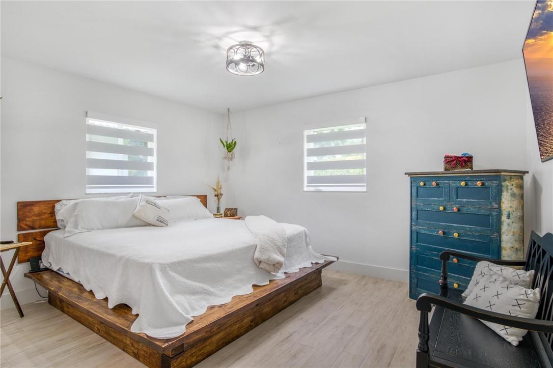 Lauderdale West Sec 4 88- - Residential