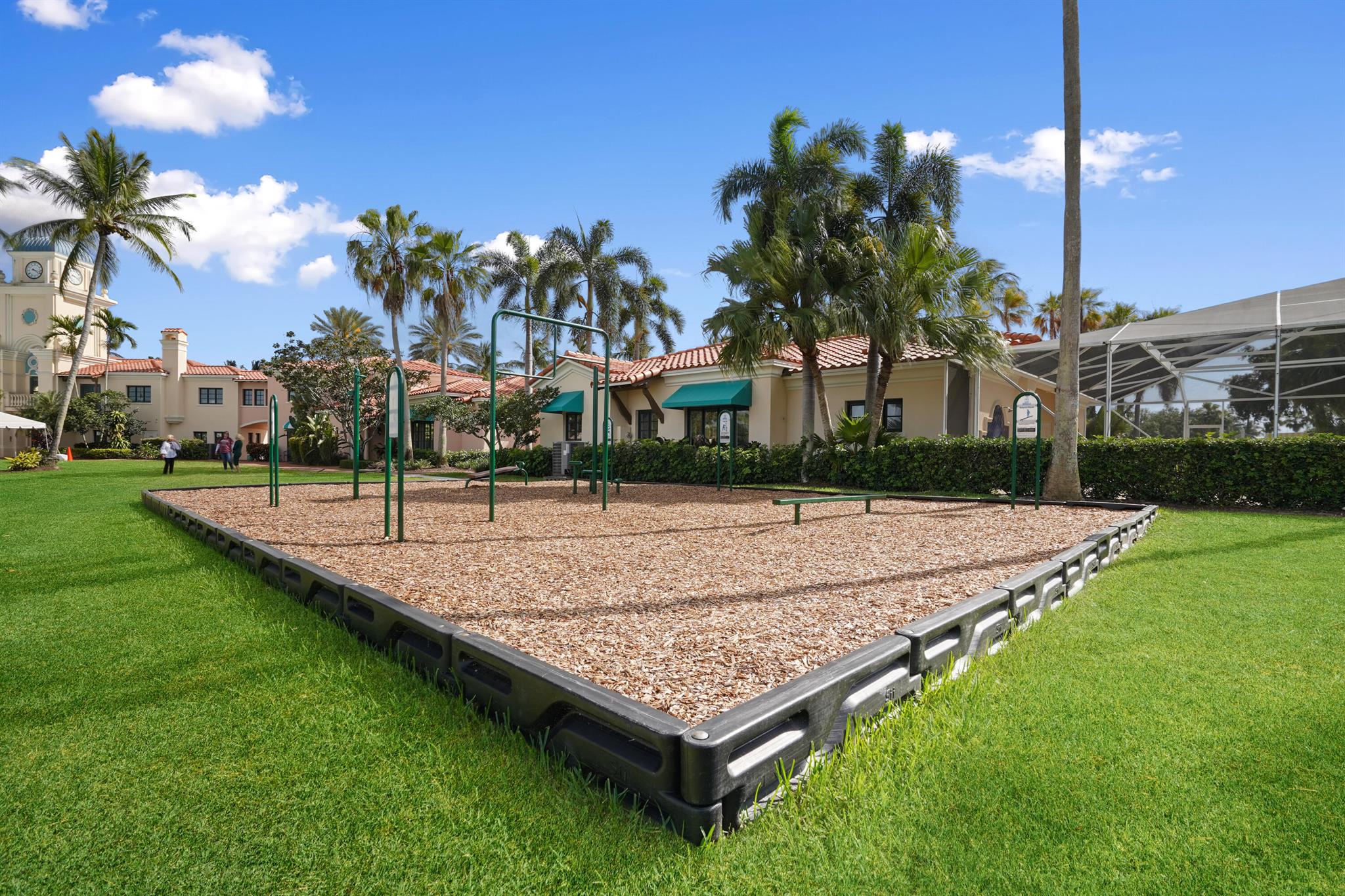 RIVERWALK 2 - Residential