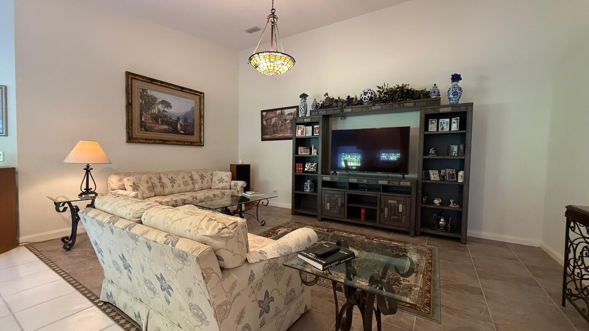 7163 Grassy Bay Drive, West Palm Beach, FL, 33411/$394,900 4 7163 Grassy Bay Drive