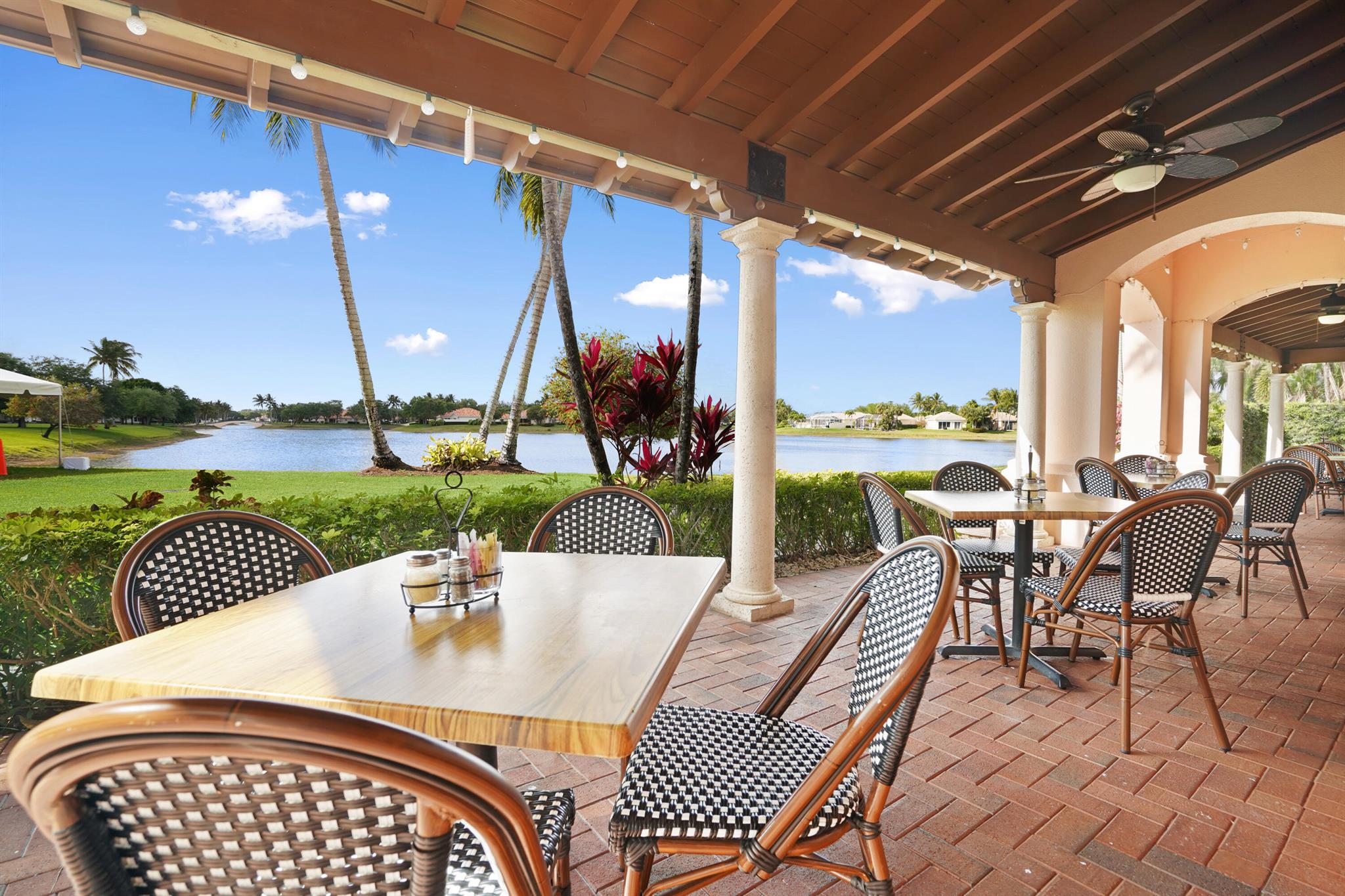 RIVERWALK 2 - Residential