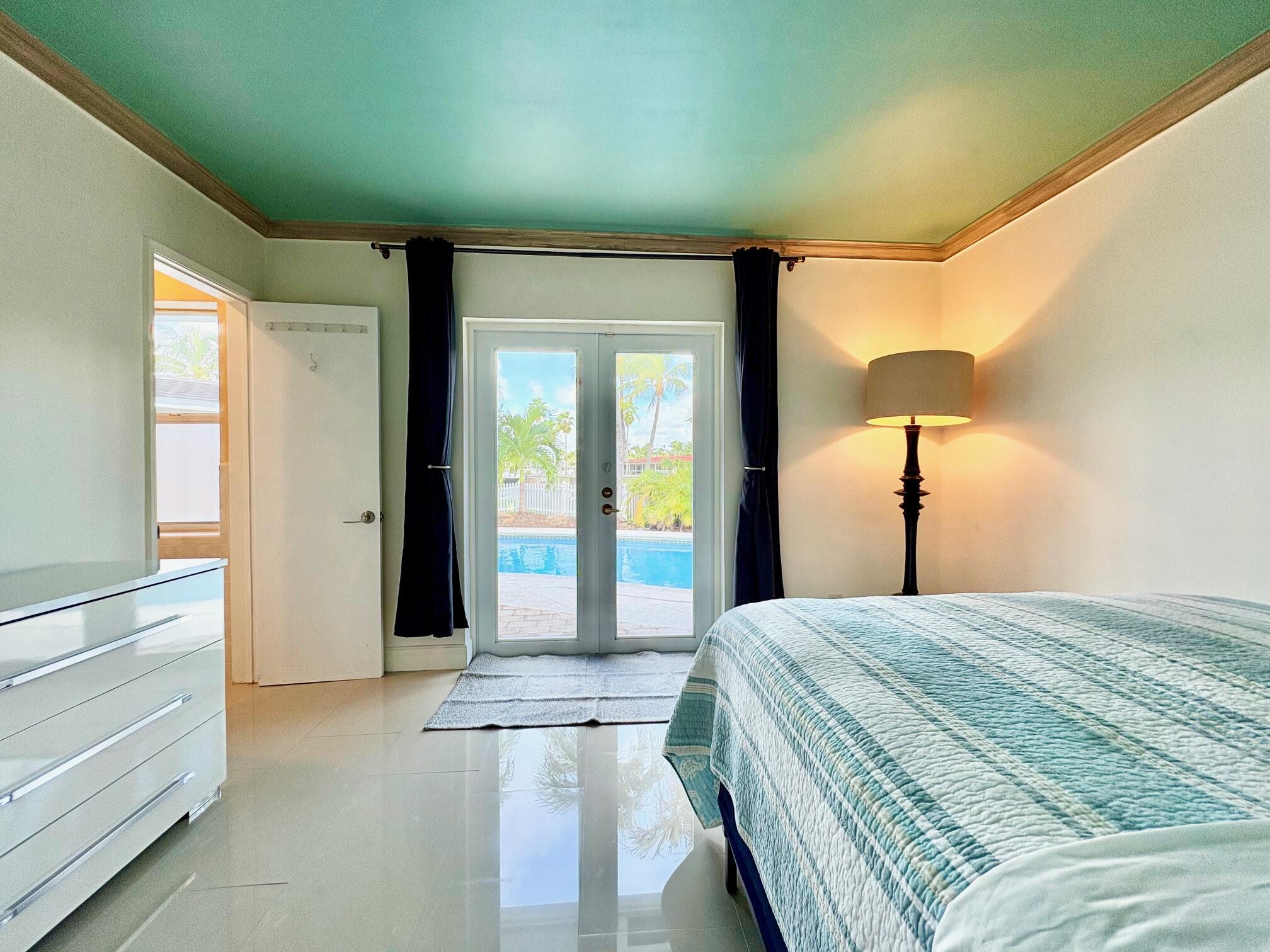 KINGS CROWN - Residential Lease