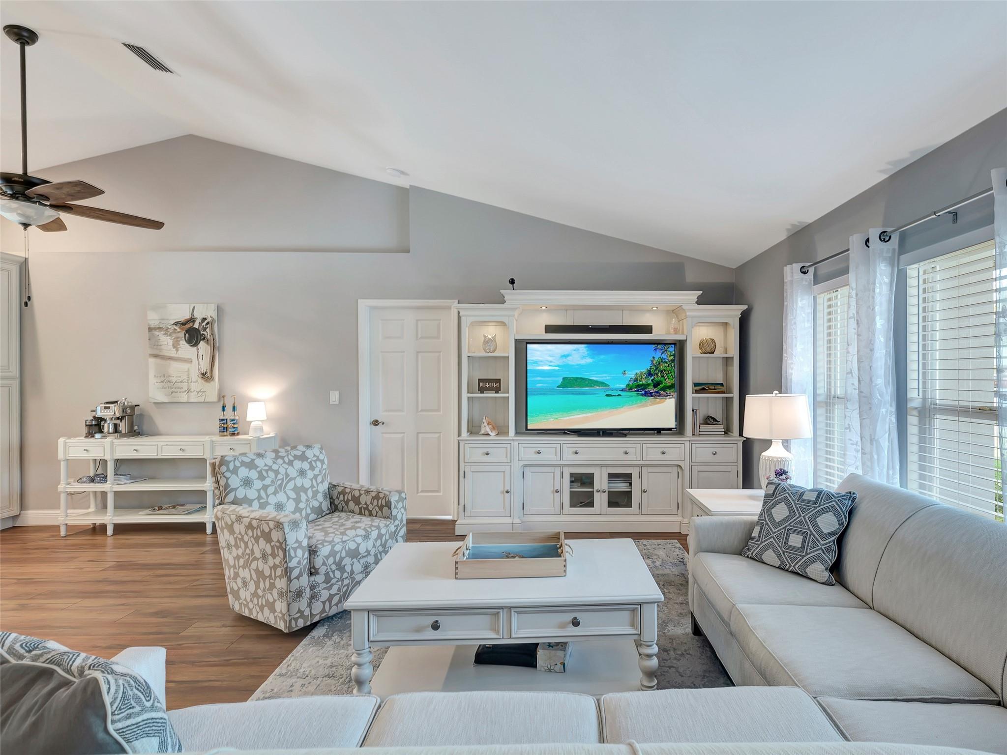 Coral Wind - Residential