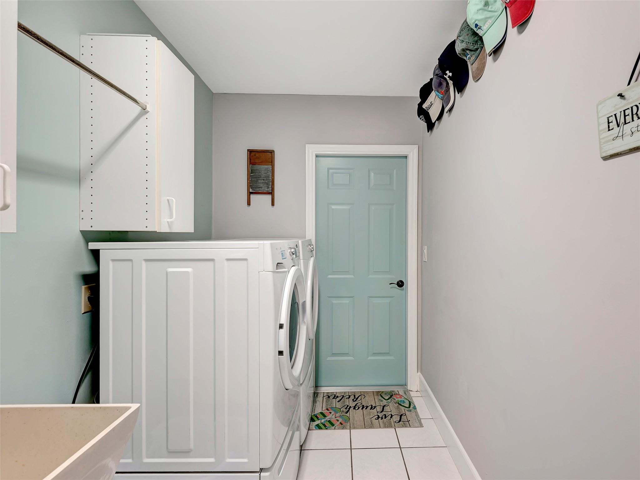 Coral Wind - Residential