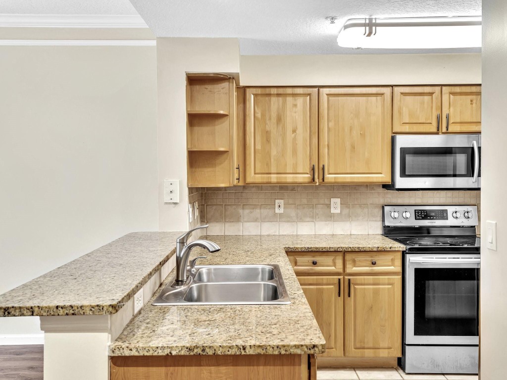 TIERRA VERDE AT DELRAY BEACH - Residential Lease