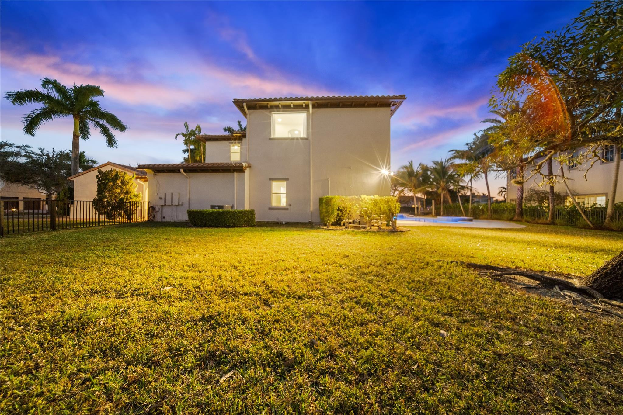 HERON BAY - Residential