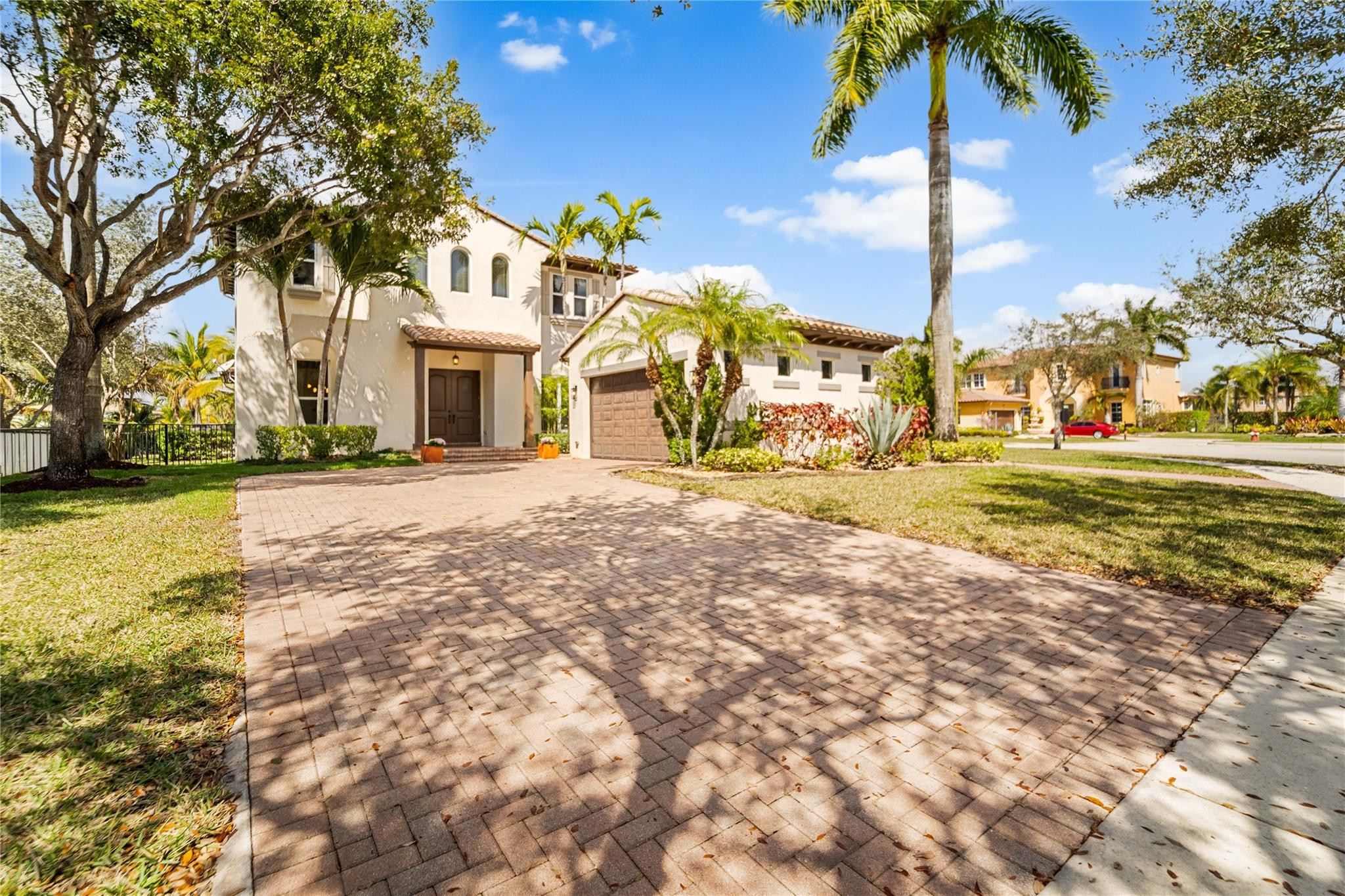 HERON BAY - Residential