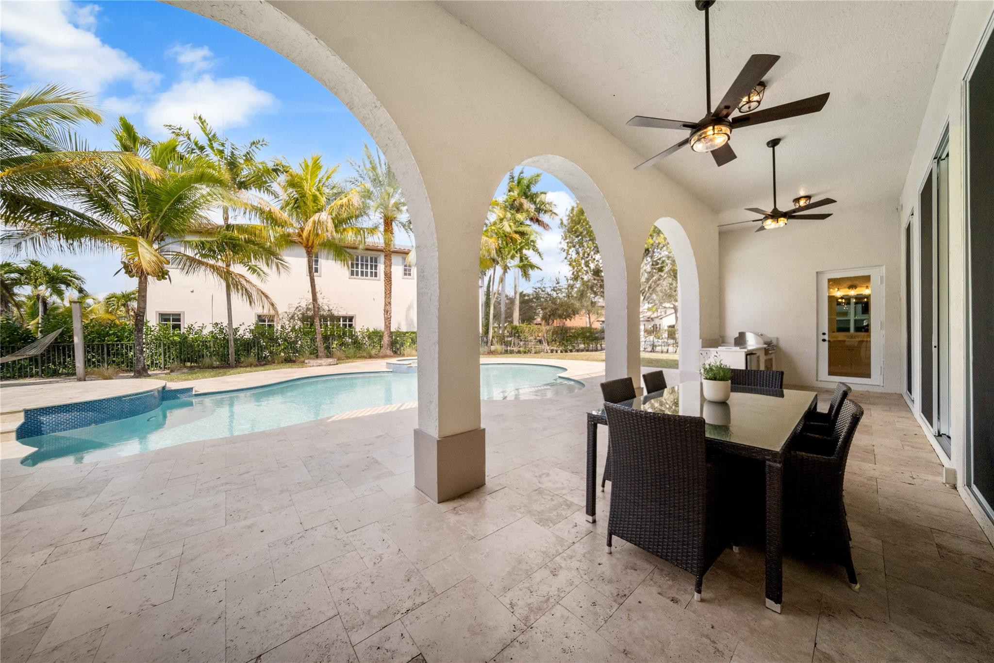 HERON BAY - Residential