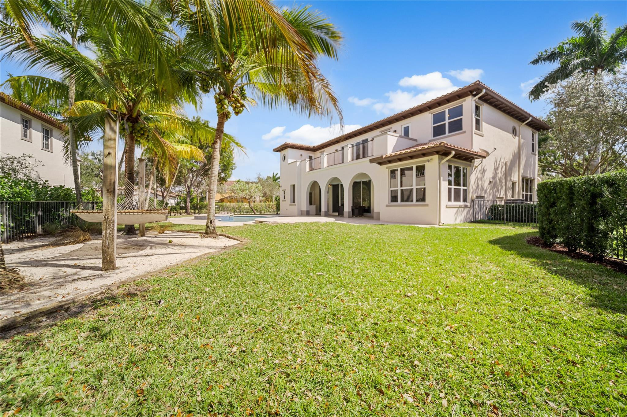 HERON BAY - Residential