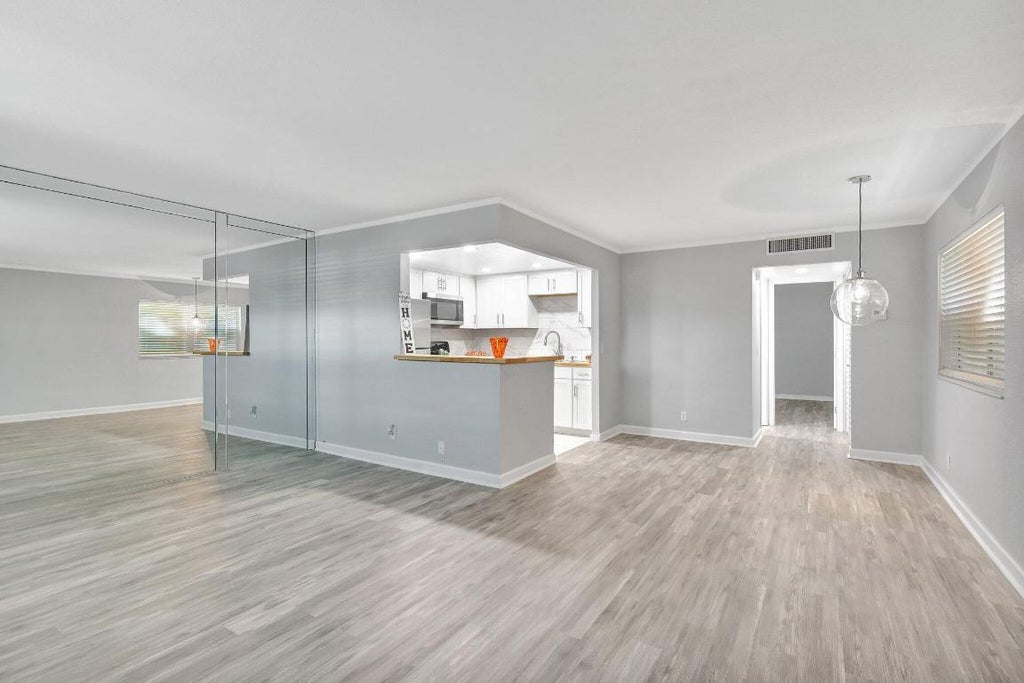 Photo of 250 Flanders F, Delray Beach, FL 33484 (MLS # R11041130)