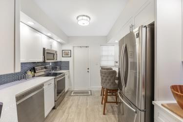 Briarwood Club 3 Condo - Residential