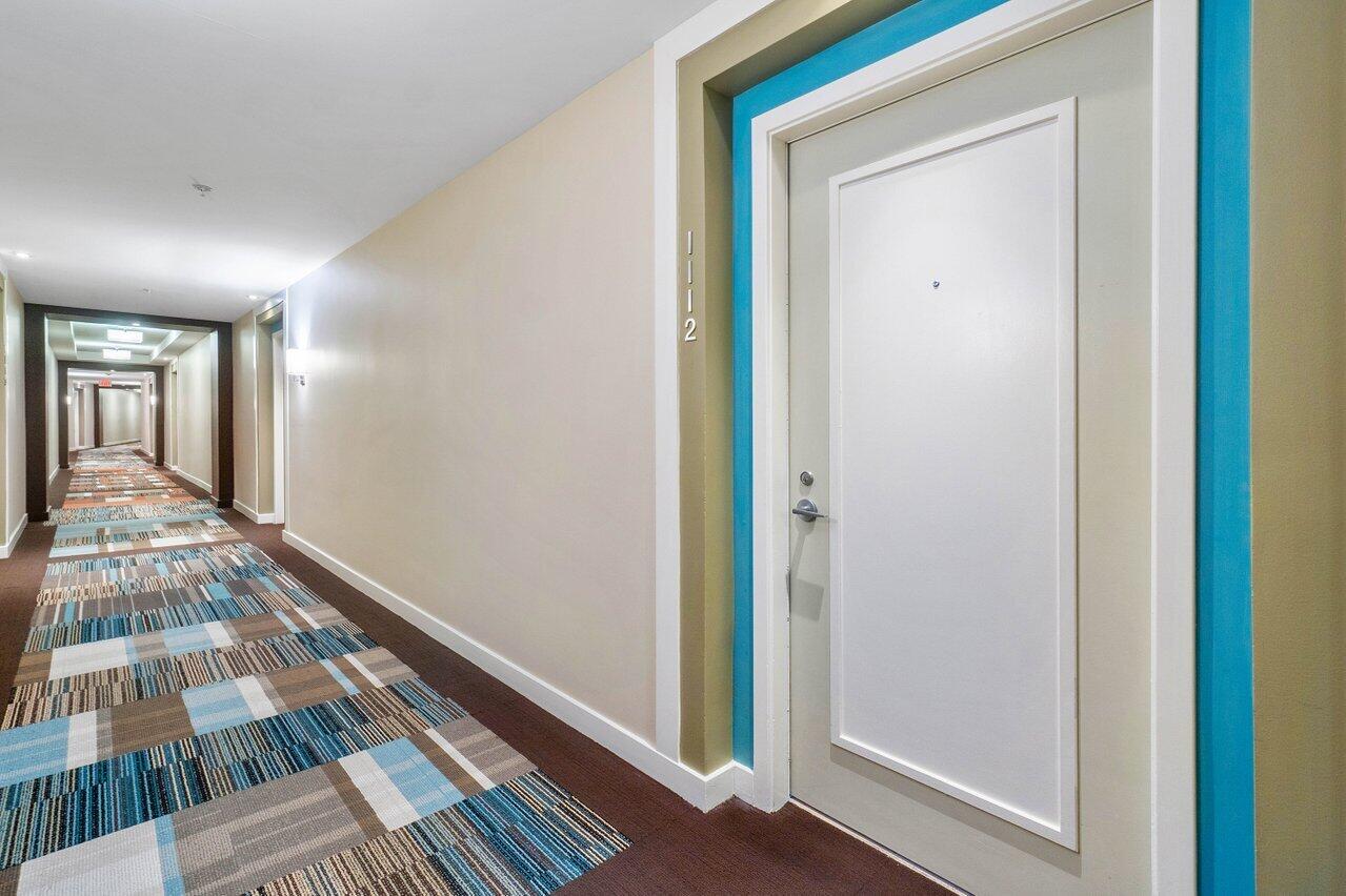 550 Okeechobee Boulevard 1112