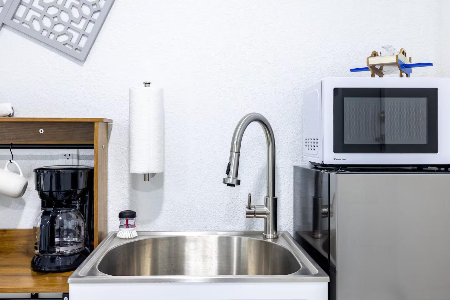 FLAGLER GROVE MANOR - Residential Lease