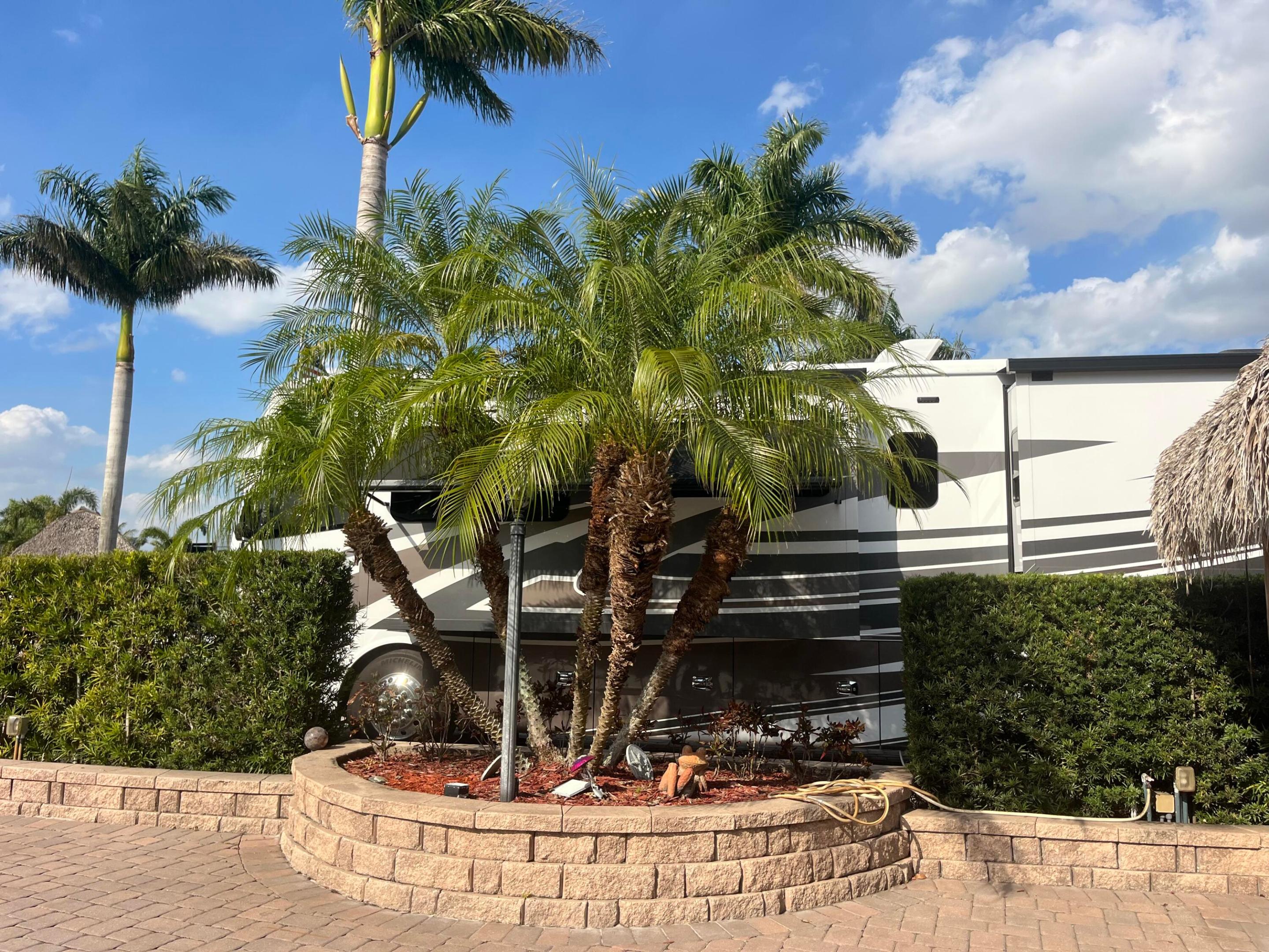 OUTDOOR RESORTS AT ST LUCIE WEST PHASE TWO ST LUCI - Land