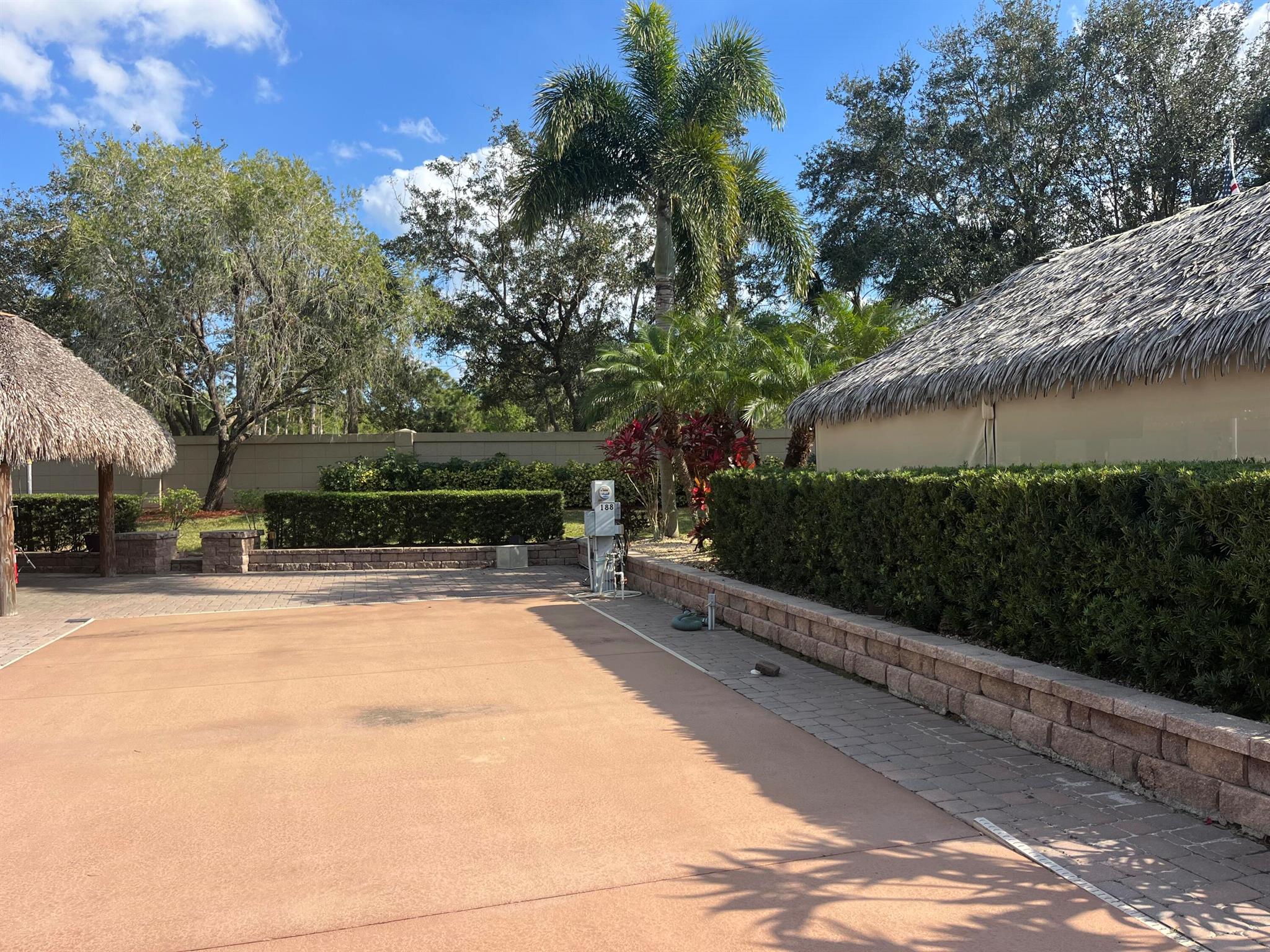 OUTDOOR RESORTS AT ST LUC - Land