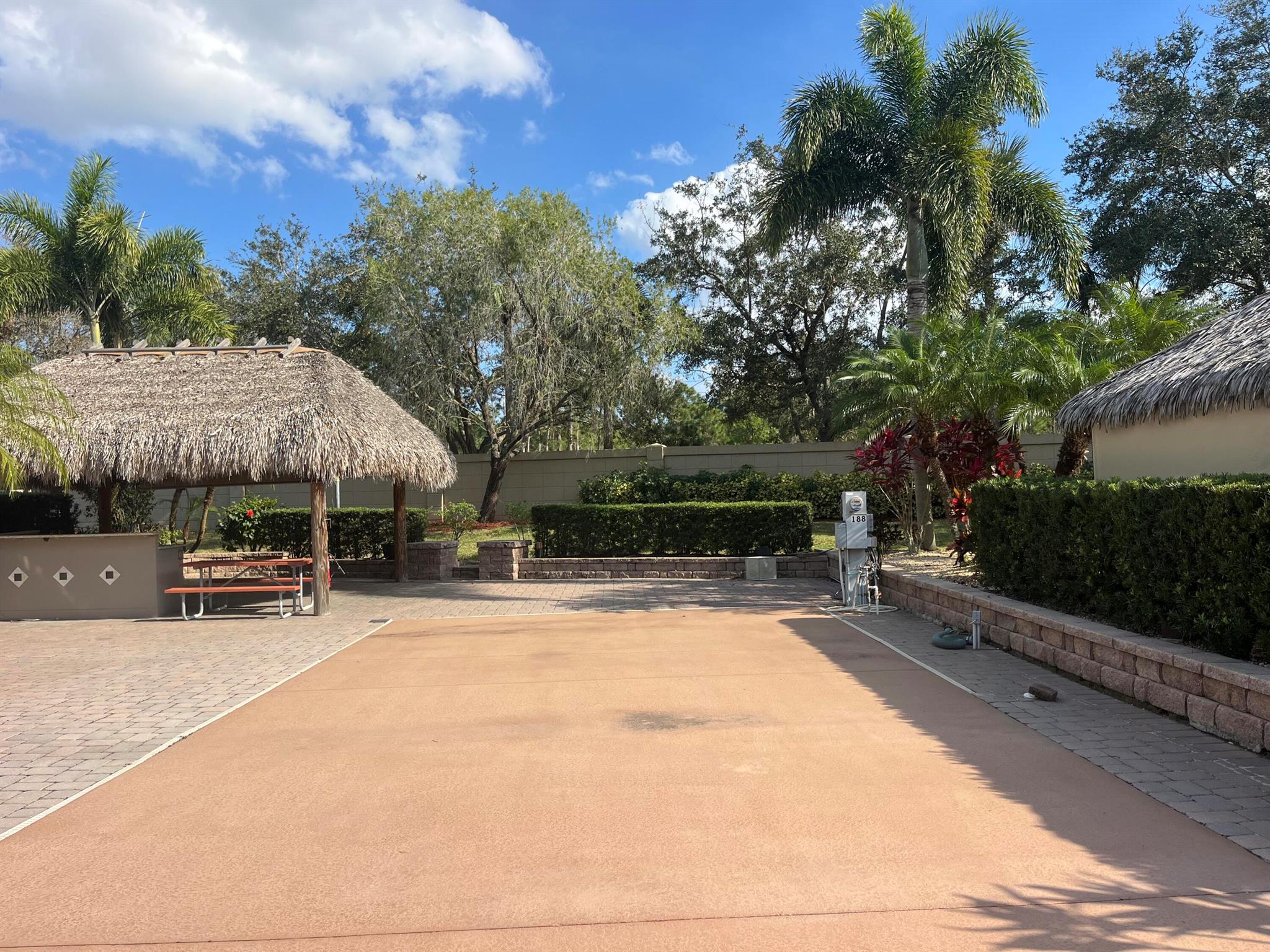 OUTDOOR RESORTS AT ST LUC - Land