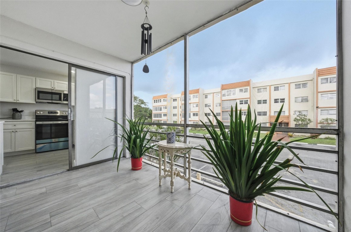 CYPRESS TREE CONDO BLDG 1 - Residential