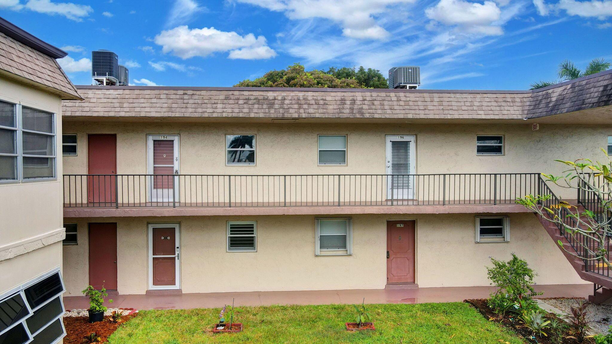 LAKESIDE VILLAGE CONDO 6 - Residential Lease