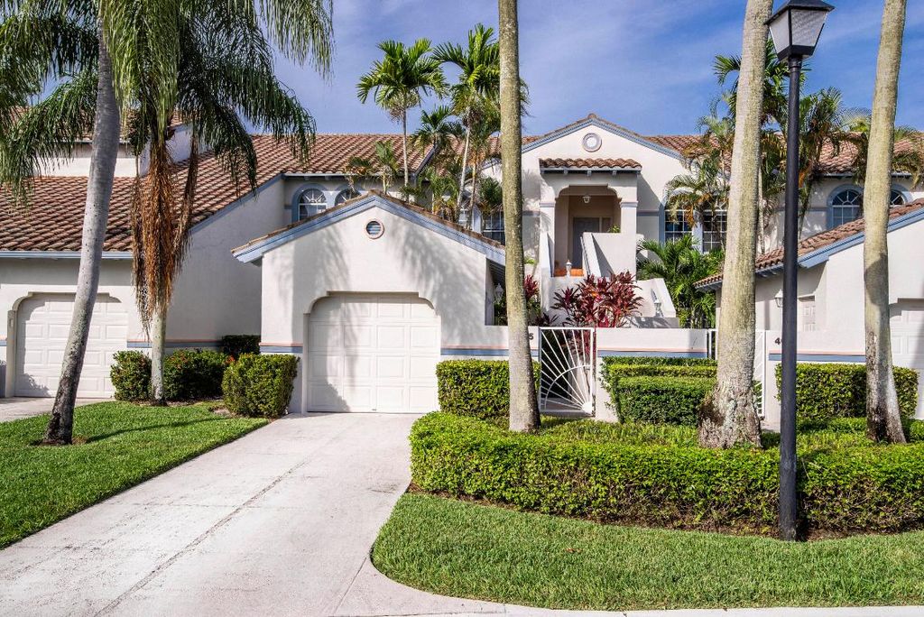 Photo of 405 Ryder Cup Circle, Palm Beach Gardens, FL 33418 (MLS # R11158843)