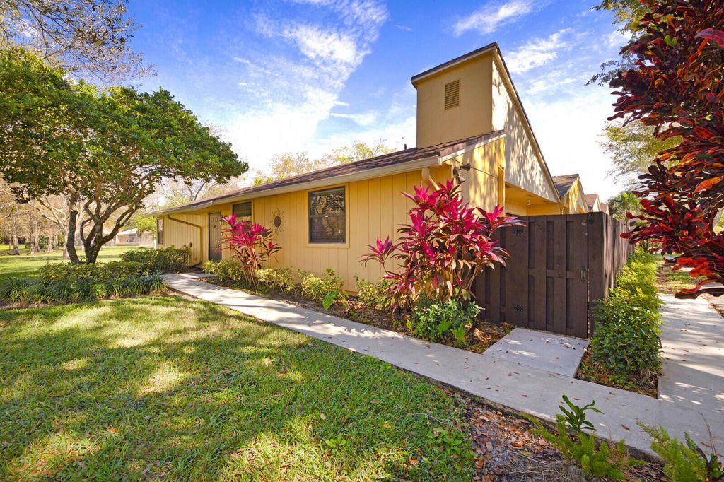 Photo of 11499 Orange Blossom Lane, Boca Raton, FL 33428 (MLS # R10858227)