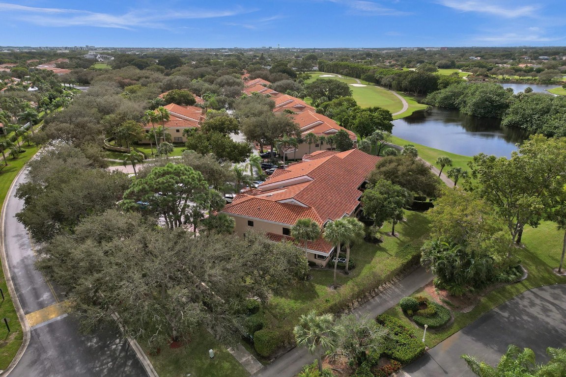 FAIRWAYS - Residential