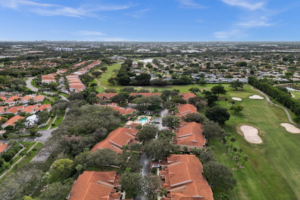 FAIRWAYS - Residential