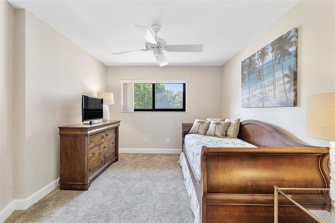 FAIRWAYS - Residential