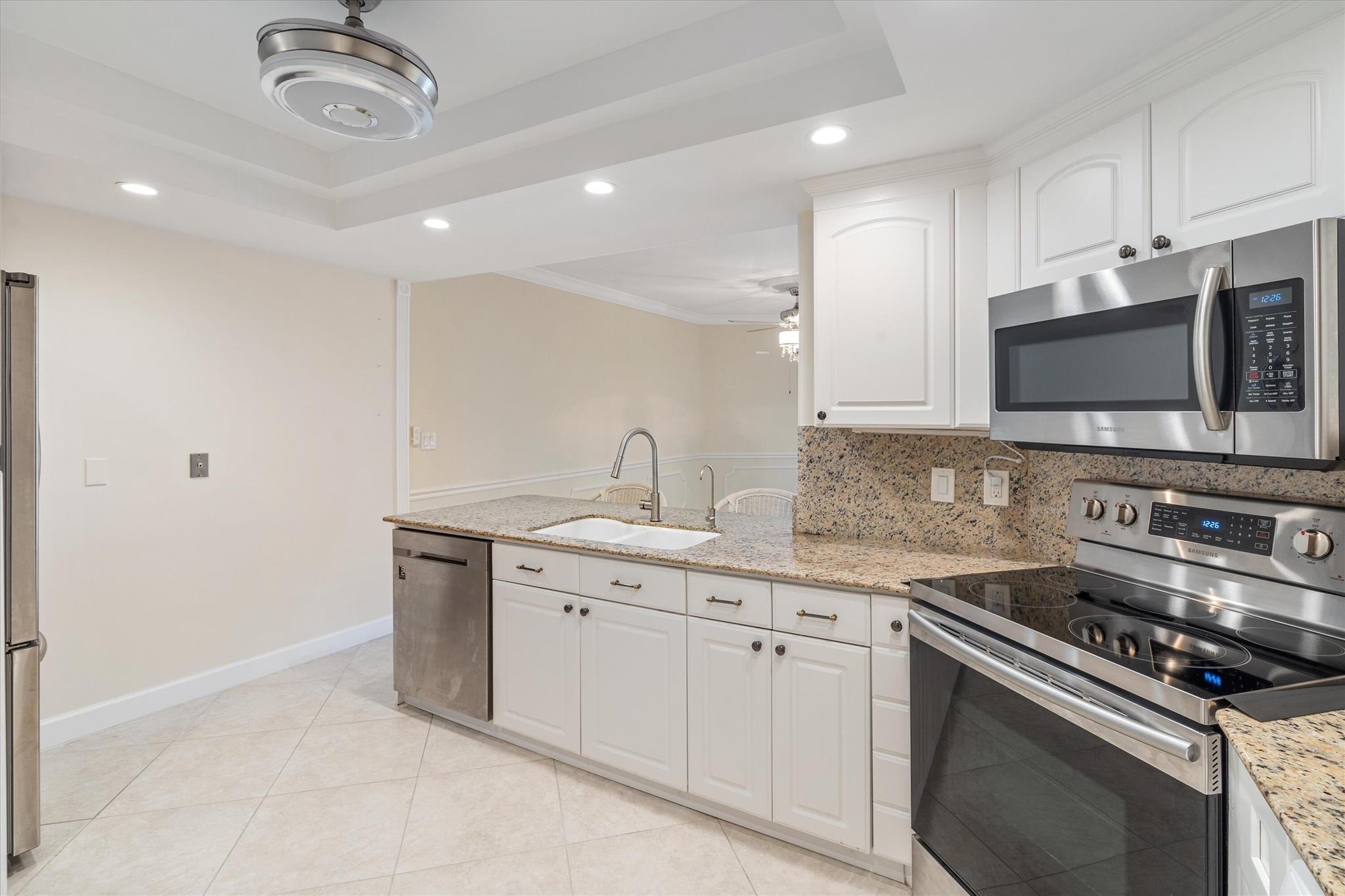 BAR HARBOUR CONDO - Residential