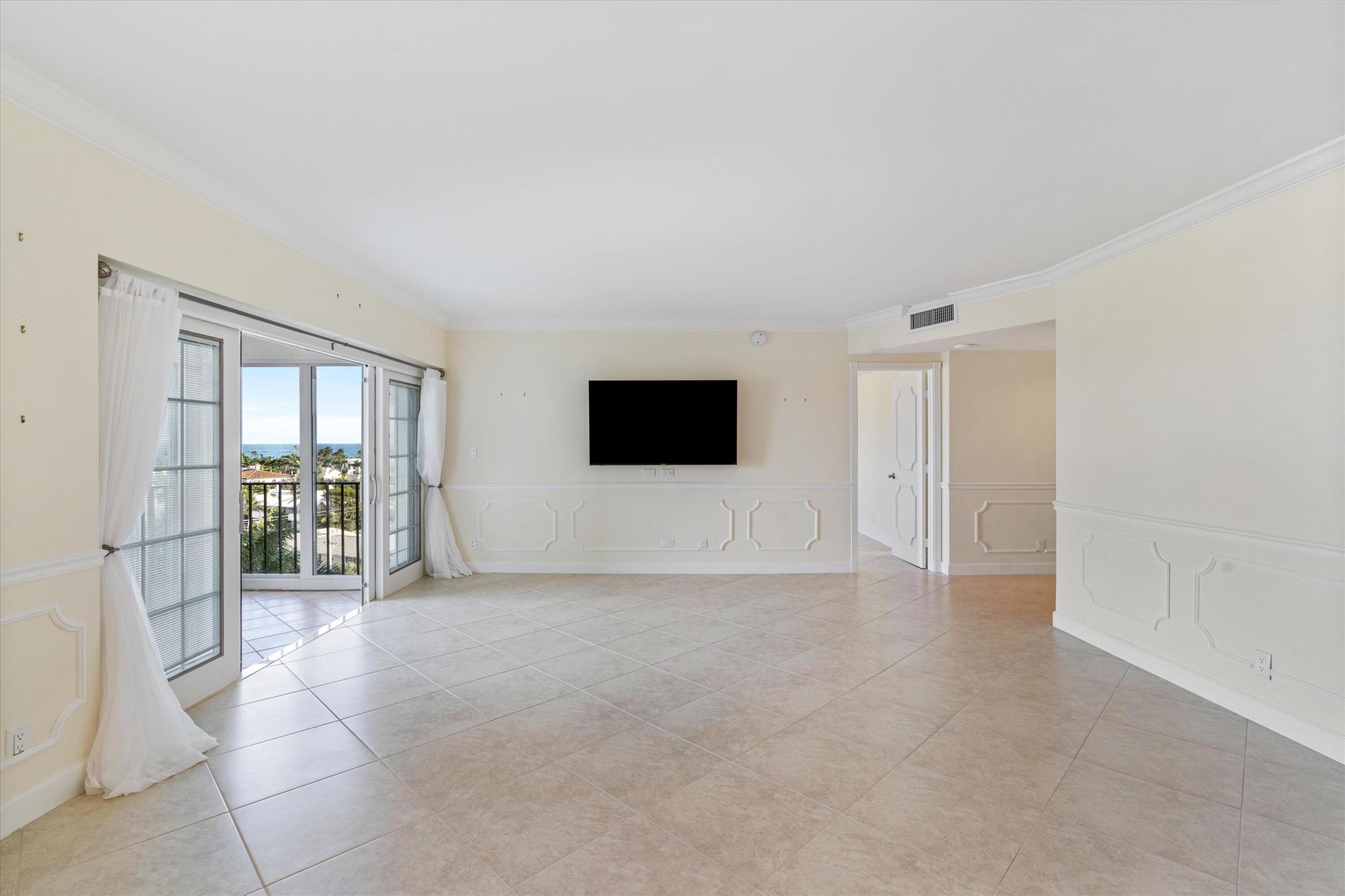 BAR HARBOUR CONDO - Residential