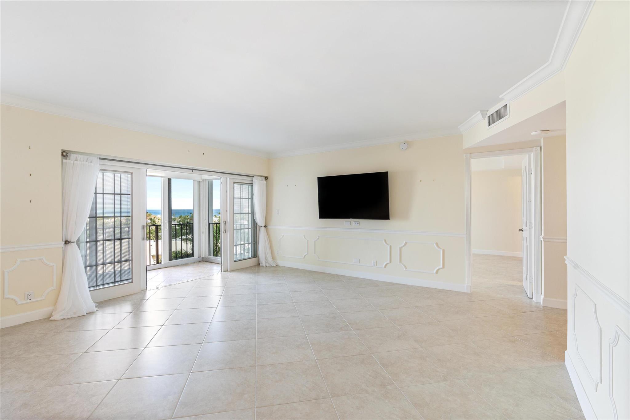 BAR HARBOUR CONDO - Residential