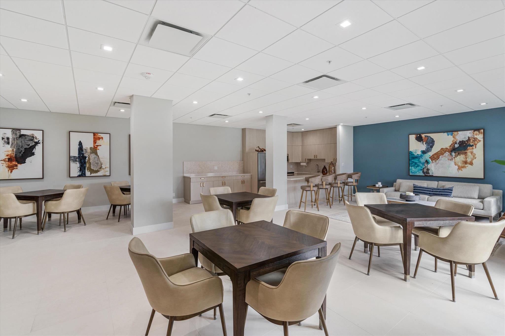 BAR HARBOUR CONDO - Residential