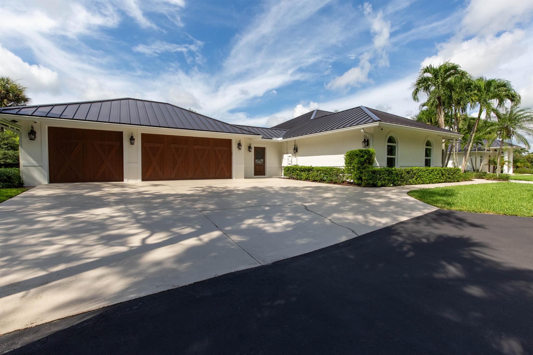 PADDOCK PARK 2 OF WELLING - Residential