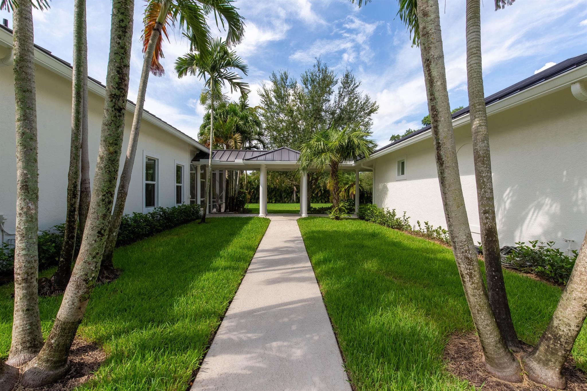 PADDOCK PARK 2 OF WELLING - Residential