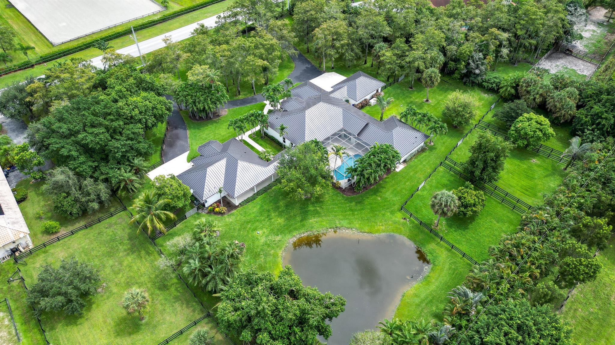 PADDOCK PARK 2 OF WELLING - Residential