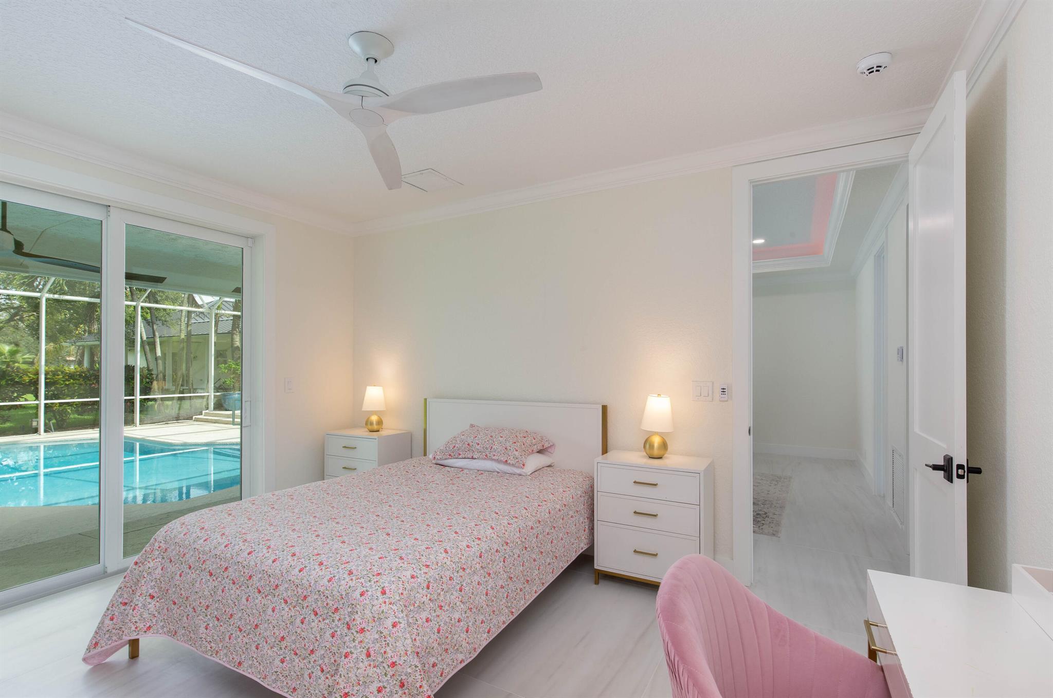 PADDOCK PARK 2 OF WELLING - Residential