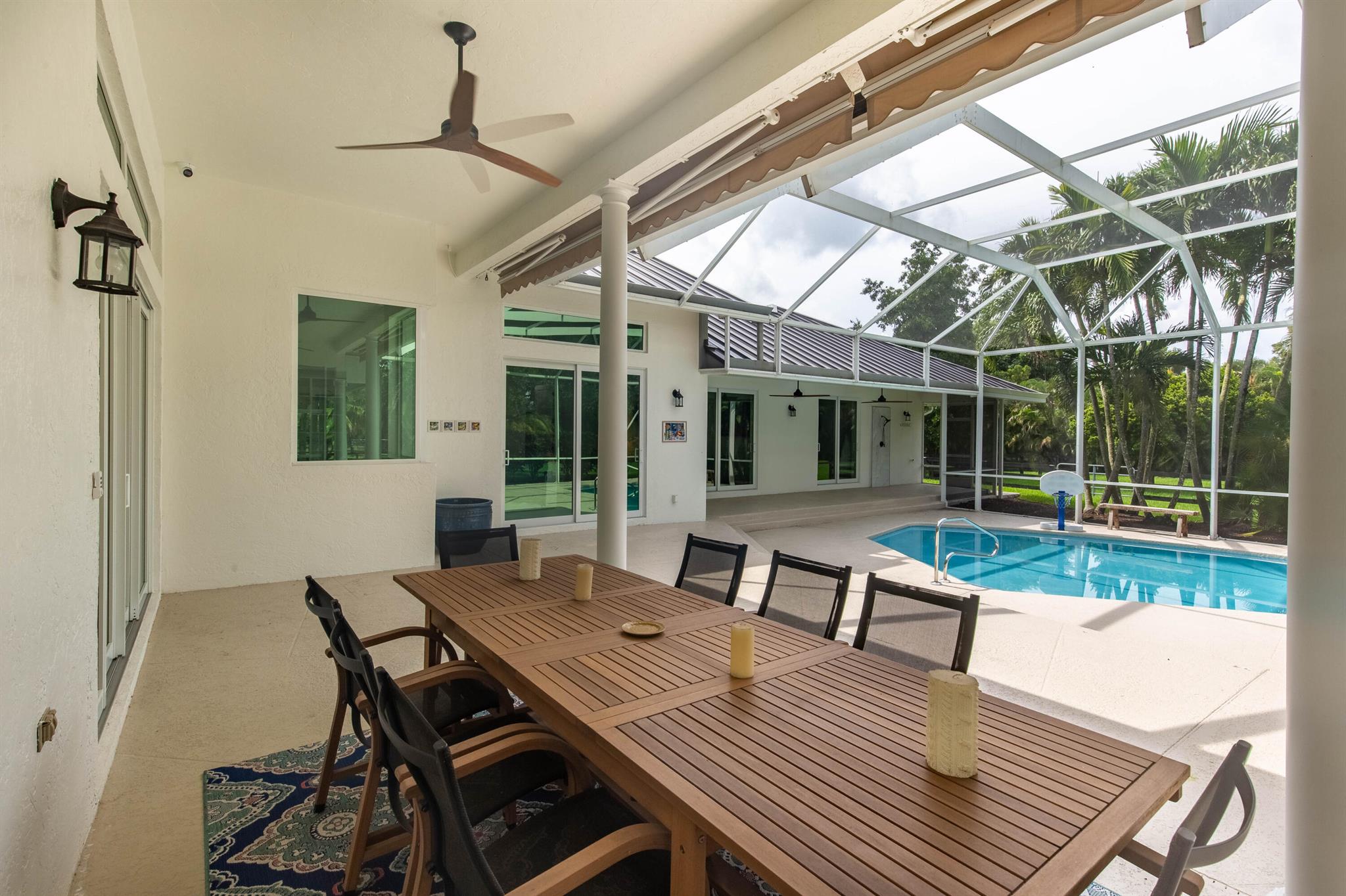 PADDOCK PARK 2 OF WELLING - Residential