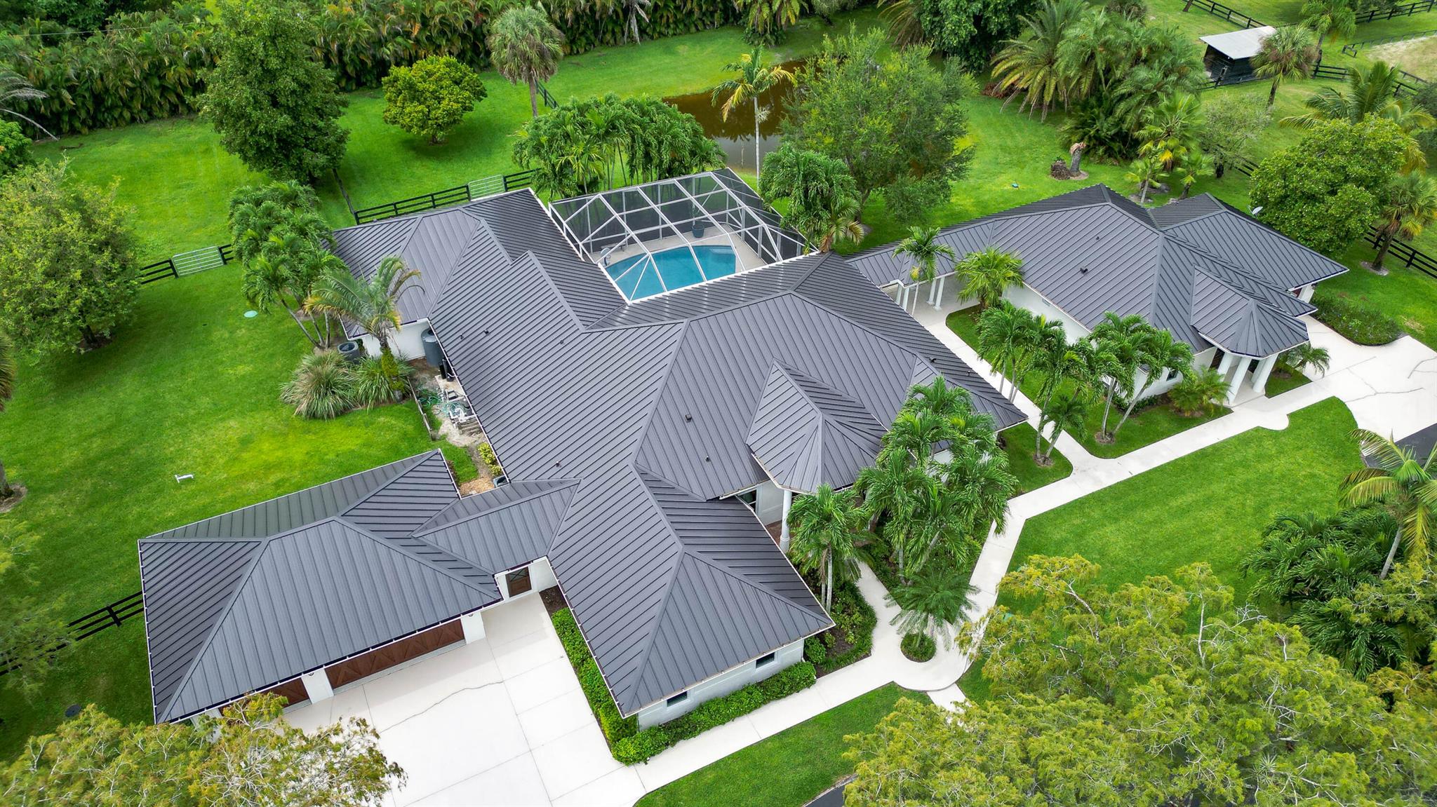 PADDOCK PARK 2 OF WELLING - Residential