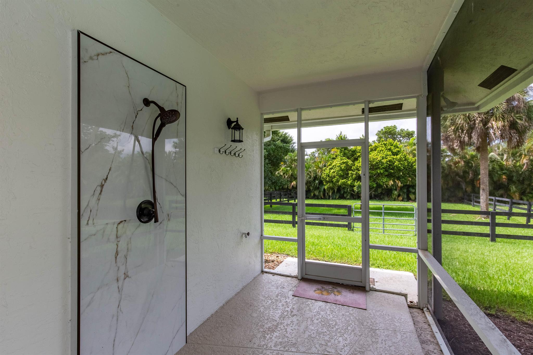 PADDOCK PARK 2 OF WELLING - Residential