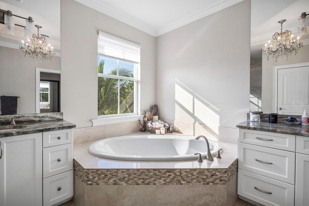 BOCA VILLAS - Residential