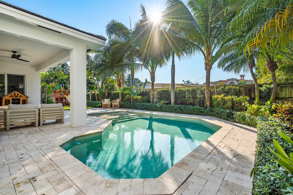 BOCA VILLAS - Residential