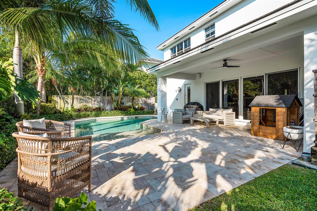 BOCA VILLAS - Residential