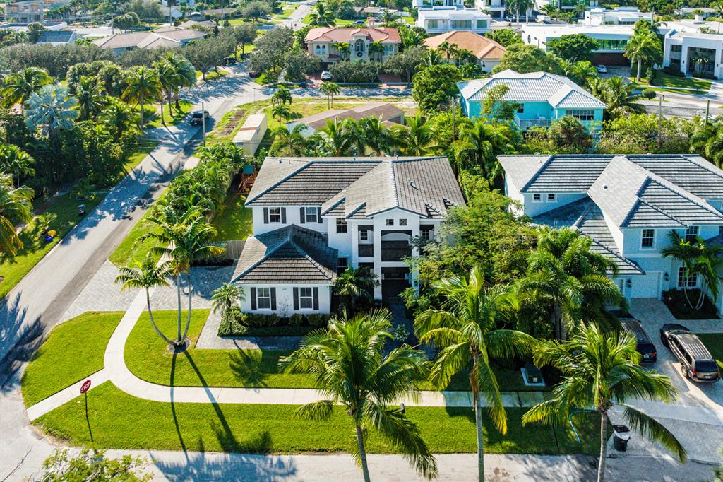 BOCA VILLAS - Residential