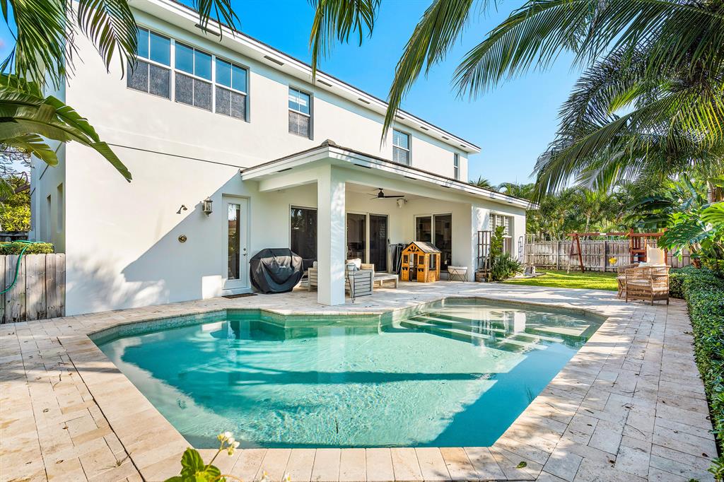 BOCA VILLAS - Residential