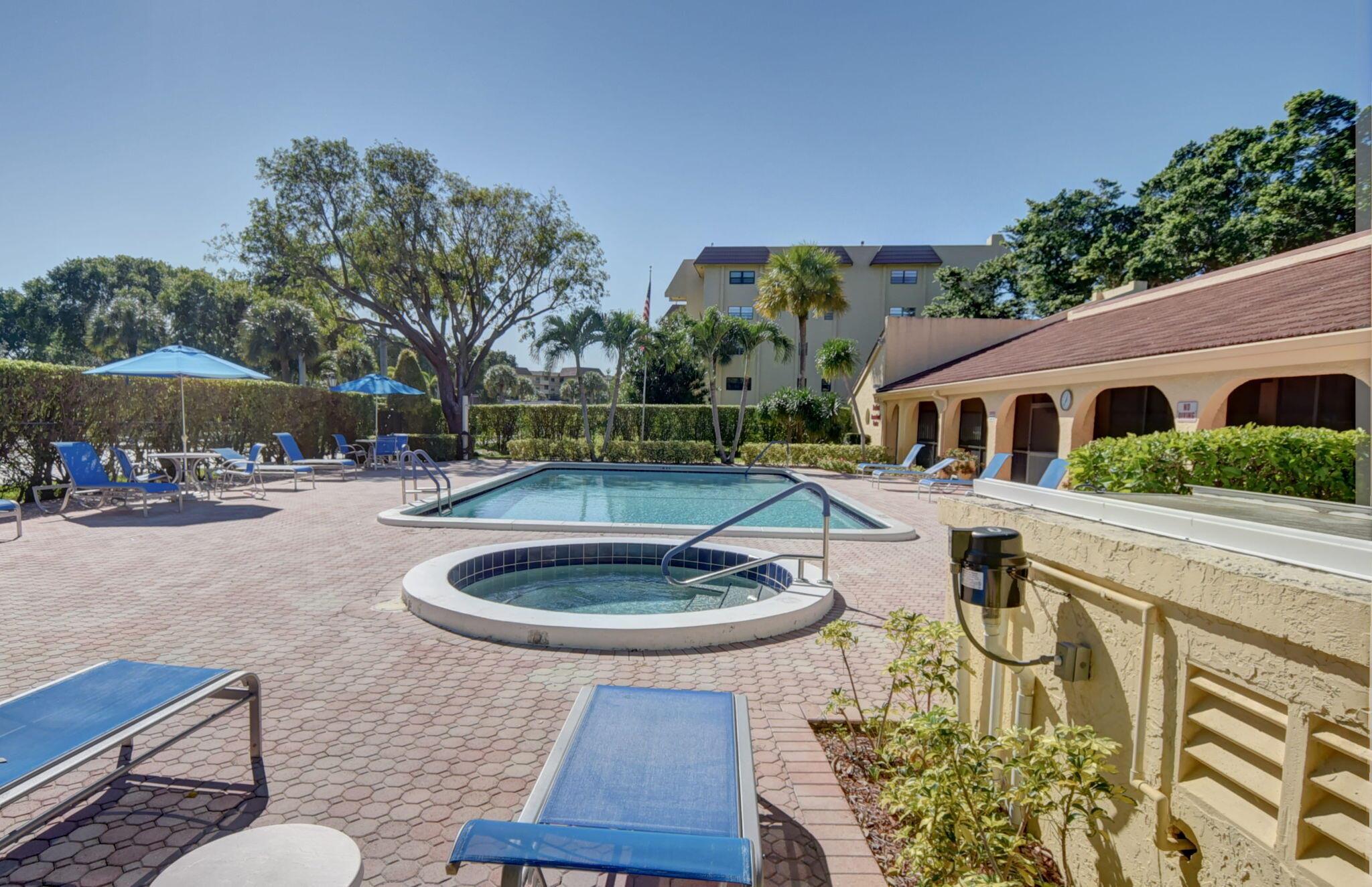 PATIOS OF BOCA BARWOOD - Residential